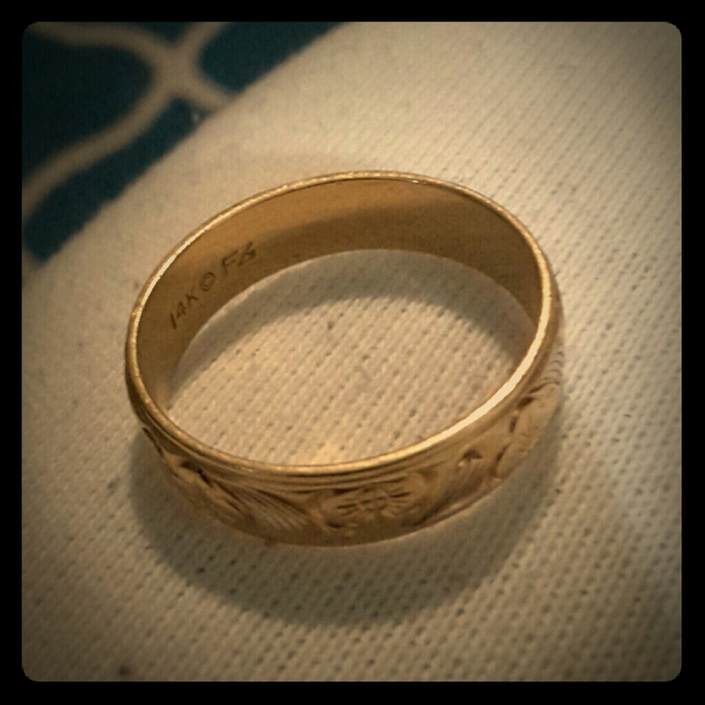 14k wedding band size 12